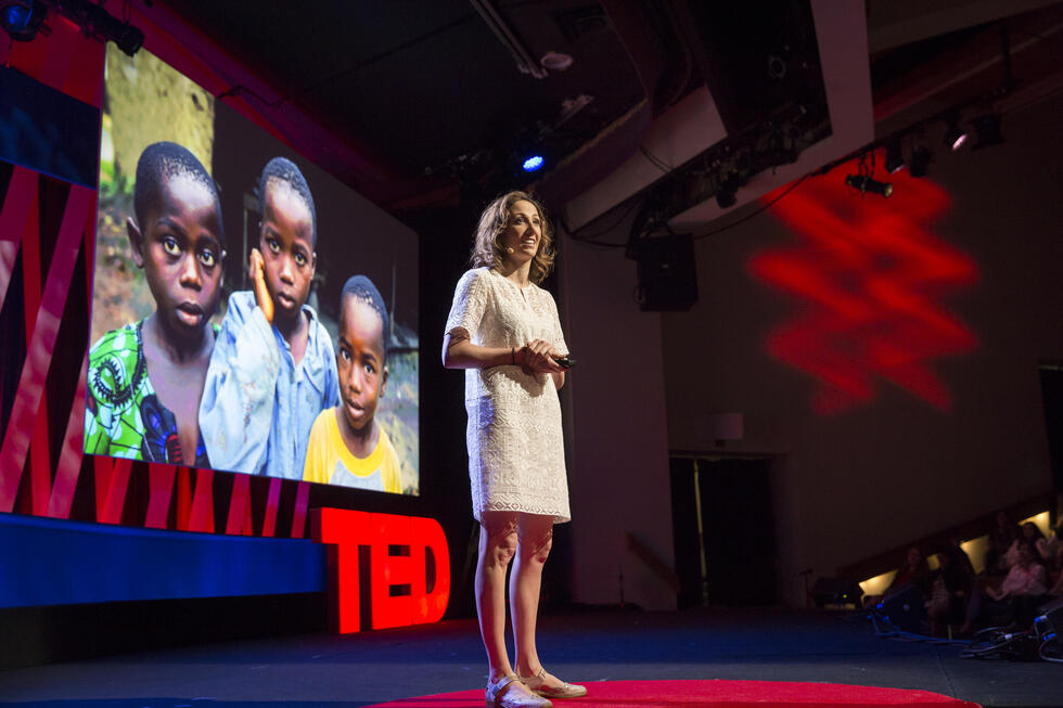 Pardis Sabeti is having a speech on her work at TEDWomen in 2015.