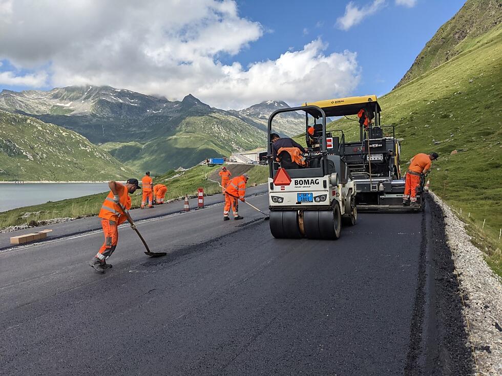 Recycled asphalt was used on the Lucmanier Pass