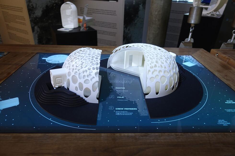 Model of the space igloo "IGLUNA" by Eva Buchs